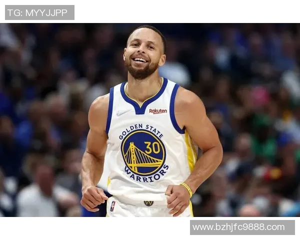 库里三分球总数突破四千大关成历史第一人再创辉煌纪录